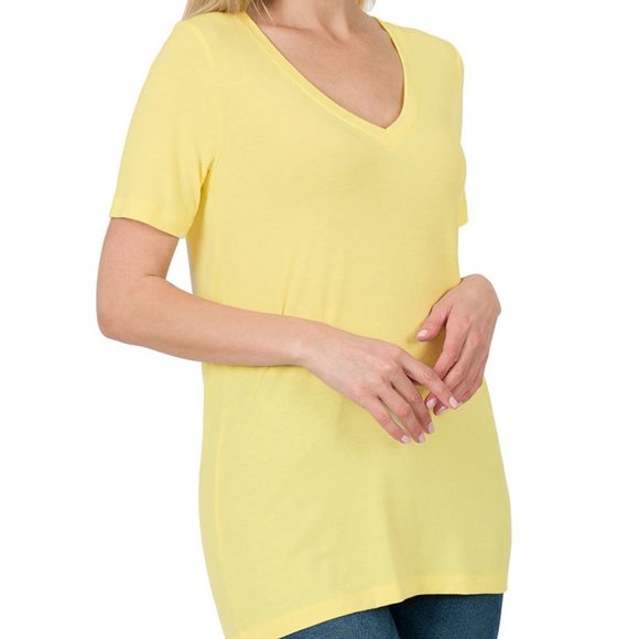 ⭐️CLEARANCE⭐️NEW! Zenana Yellow V~Neck Short Sleeve Top - Picture 1 of 1